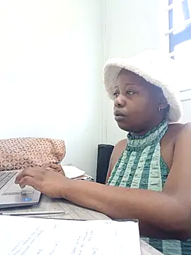 Snapshot of SWEETCLITYxxx chatting on 10/01/25, 08:41 SWEETCLITYxxx online show from 10/01/25, 08:41