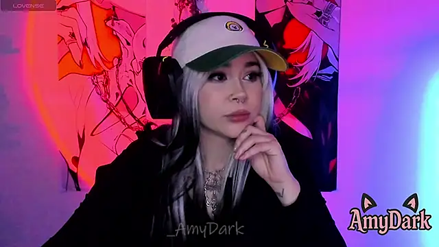 Snapshot of _AmyDark chatting on 04/19/26, 12:33 AmyDark online show from 04/19/26, 12:33