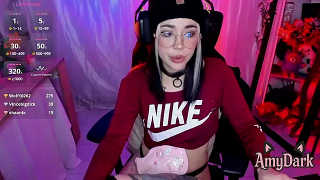  AmyDark online show from 11/19/25, 12:21