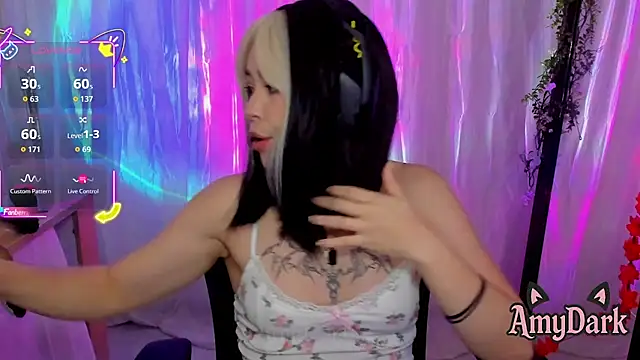 Snapshot of _AmyDark chatting on 09/14/25, 04:40 AmyDark online show from 09/14/25, 04:40