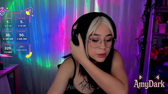 Snapshot of _AmyDark chatting on 10/01/25, 11:19 AmyDark online show from 10/01/25, 11:19
