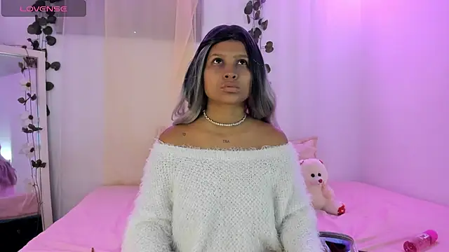 catalina and roger online show from 10/30/25, 12:14