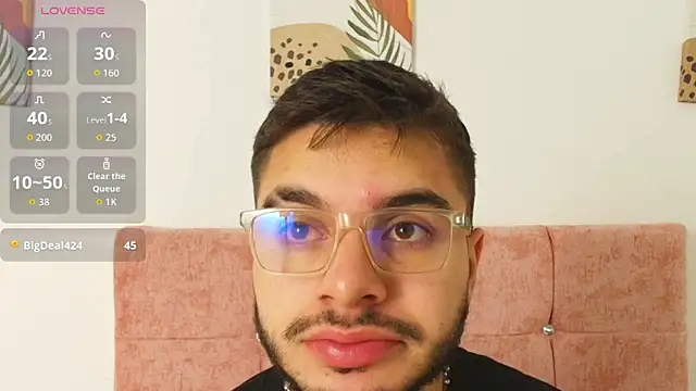 Amadeo Wild online show from 11/17/25, 02:54