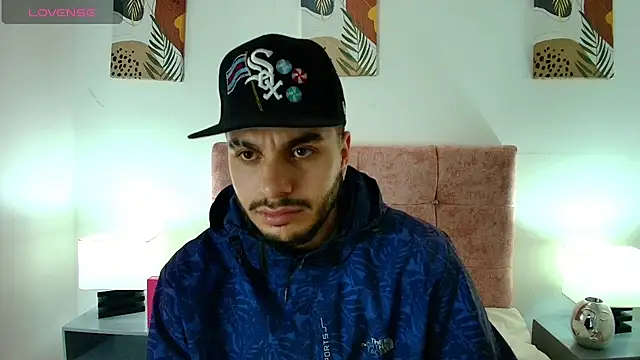 Amadeo Wild online show from 04/05/26, 02:46