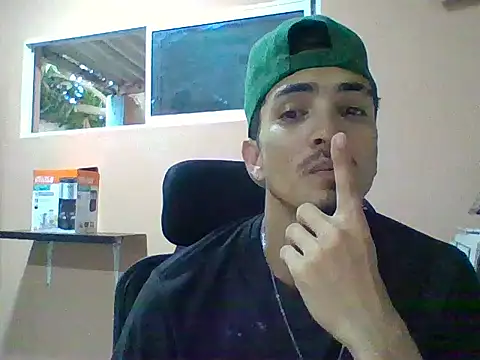 jeremy scott online show from 10/27/25, 10:11