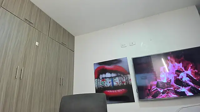 Snapshot of CbumDick chatting on 02/06/25, 10:53 CbumDick online show from 02/06/25, 10:53