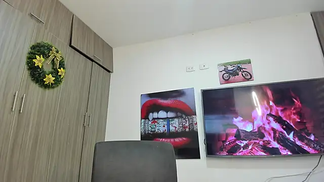 Snapshot of CbumDick chatting on 02/13/25, 08:34 CbumDick online show from 02/13/25, 08:34