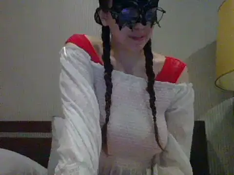 PearMaki online show from 02/14/25, 03:36