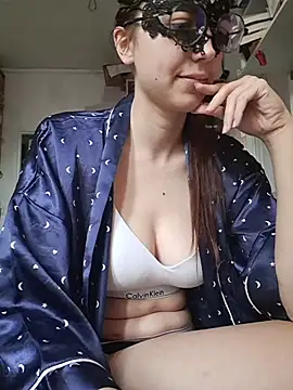 PearMaki online show from 11/05/25, 03:04