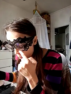 PearMaki online show from 09/16/25, 02:29