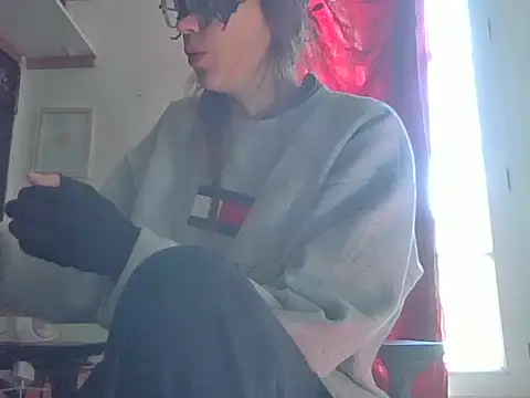 PearMaki online show from 02/23/25, 10:28