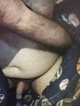 Snapshot of Leocesar37 chatting on 10/20/25, 08:37 Leocesar37 online show from 10/20/25, 08:37