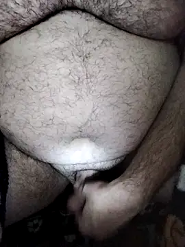 Snapshot of Leocesar37 chatting on 11/01/25, 05:57 Leocesar37 online show from 11/01/25, 05:57