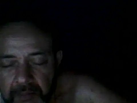 Snapshot of Leocesar37 chatting on 09/19/25, 06:17 Leocesar37 online show from 09/19/25, 06:17