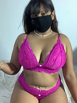 Jeroliee viyana online show from 03/09/25, 04:05