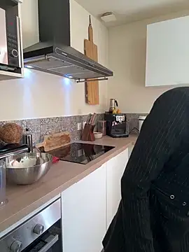 lola tentatiion online show from 03/12/26, 09:02