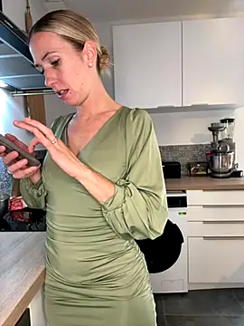 lola tentatiion online show from 09/26/25, 07:26