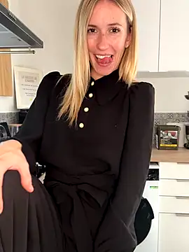 lola tentatiion online show from 10/12/25, 11:44