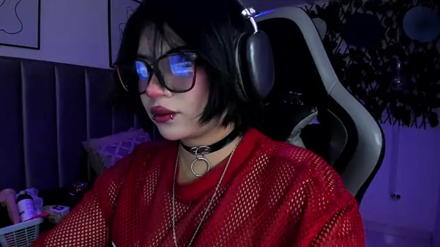 Snapshot of Kitty_Gang chatting on 07/01/26, 01:17 Kitty Gang online show from 07/01/26, 01:17