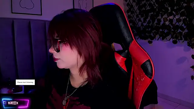 Kitty Gang online show from 11/07/25, 01:54