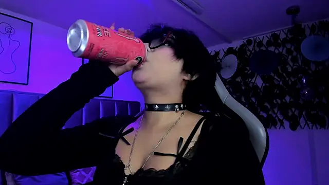 Kitty Gang online show from 03/19/26, 12:10