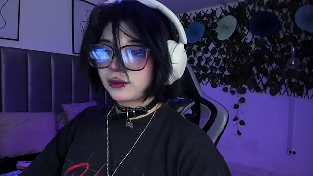 Snapshot of Kitty_Gang chatting on 07/14/26, 12:54 Kitty Gang online show from 07/14/26, 12:54