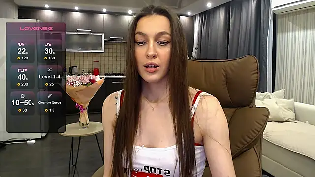 Snapshot of Doll_Jasmine_ chatting on 04/27/26, 09:35 Doll Jasmine online show from 04/27/26, 09:35