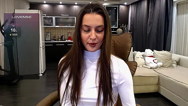 Snapshot of Doll_Jasmine_ chatting on 06/01/26, 08:08 Doll Jasmine online show from 06/01/26, 08:08