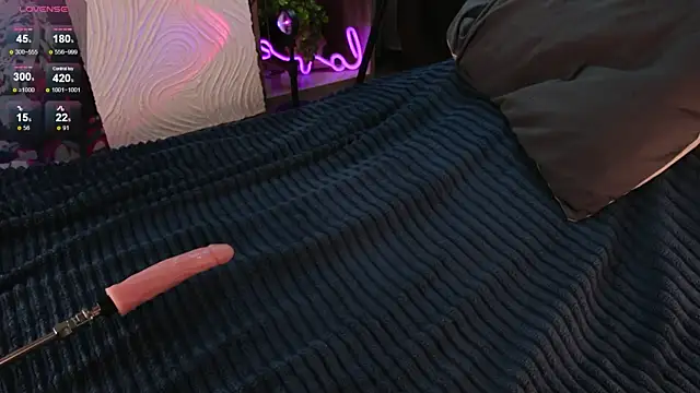 wetwhims online show from 12/12/24, 05:20