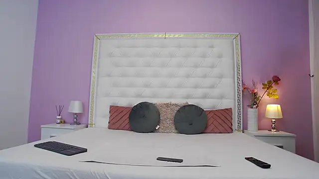 Lenna Paul online show from 01/07/26, 05:01