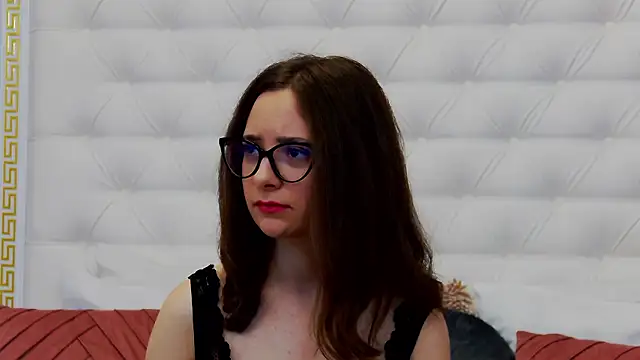 Snapshot of Lenna_Paul chatting on 03/14/25, 07:59 Lenna Paul online show from 03/14/25, 07:59