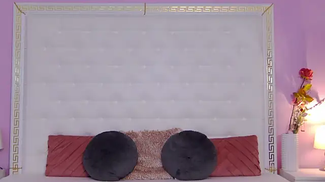 Lenna Paul online show from 04/07/26, 05:20