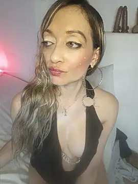 emma collson online show from 04/09/26, 02:35