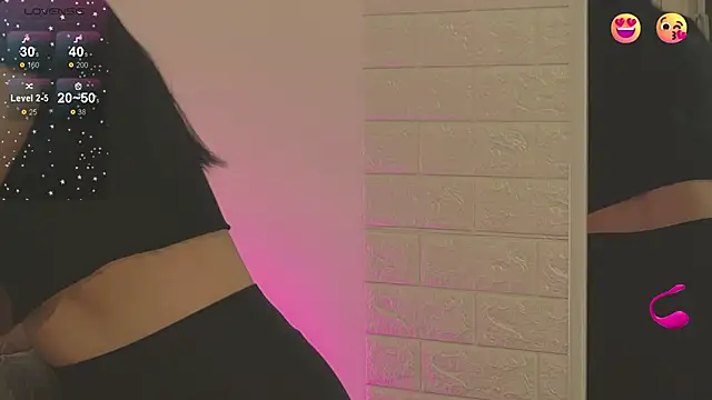 Ariel  Blossom online show from 03/10/25, 07:00