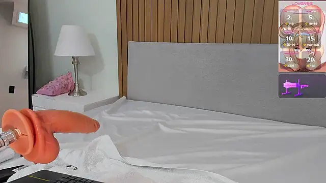 dazhia lee online show from 10/29/25, 08:08