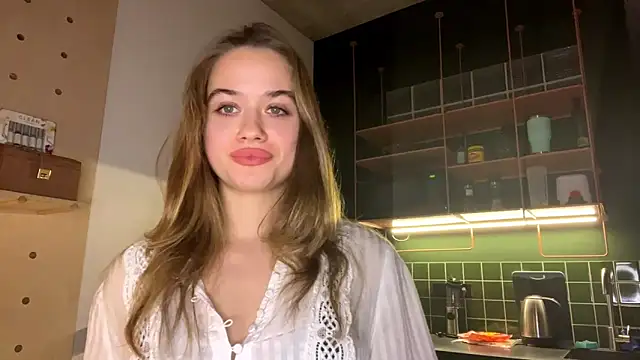 Celeste Glow online show from 12/12/24, 11:47