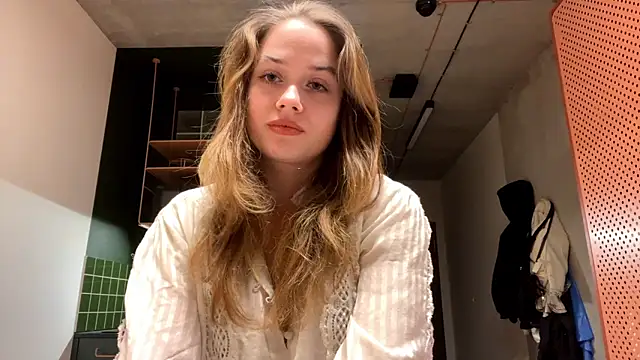 Celeste Glow online show from 12/09/24, 11:24