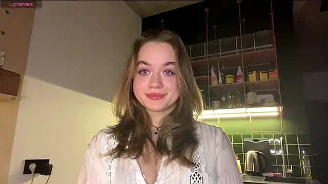 Celeste Glow online show from 02/18/25, 09:20