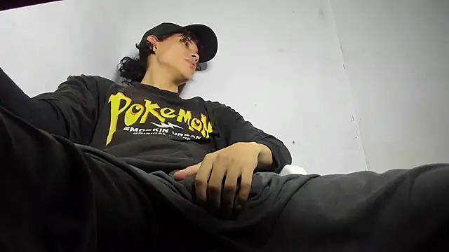 lax777  online show from 10/27/25, 11:05