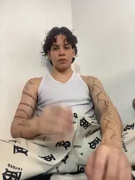 lax777  online show from 02/06/26, 08:32