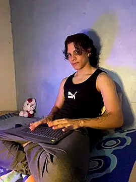 Snapshot of lax777_ chatting on 10/10/25, 12:22 lax777  online show from 10/10/25, 12:22