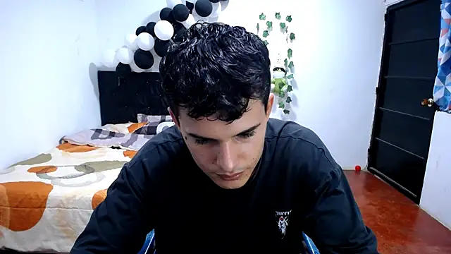 freddy romas online show from 11/17/25, 02:10