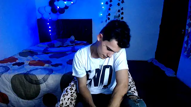 freddy romas online show from 12/03/25, 10:42