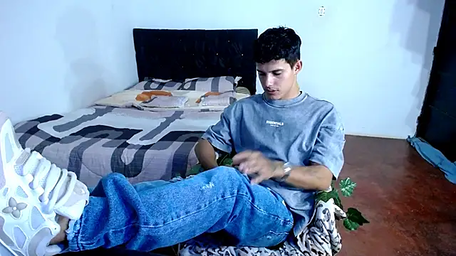 freddy romas online show from 09/29/25, 01:56