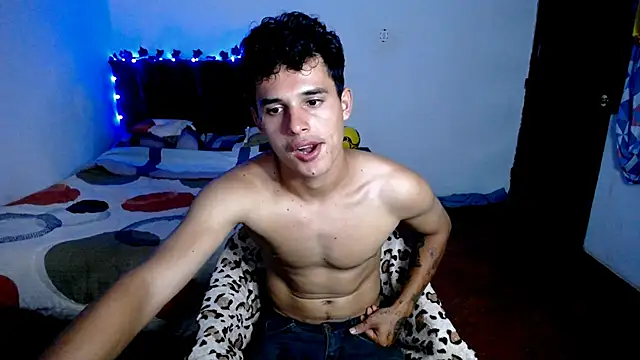 freddy romas online show from 09/19/25, 02:59