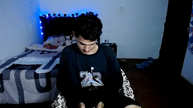 freddy romas online show from 09/23/25, 03:46