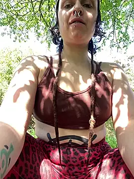 kinkyspirali online show from 04/08/26, 09:44