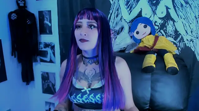 amaracooper  online show from 10/10/25, 01:12