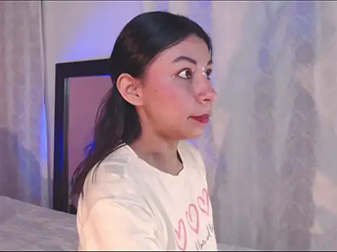 selene gils online show from 10/21/25, 10:20