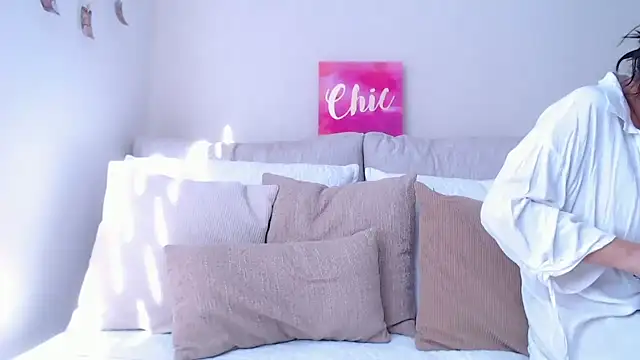 Gia Ferh online show from 12/20/25, 08:12